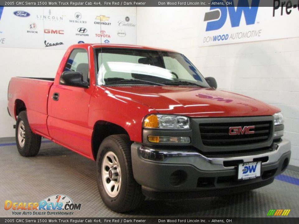 2005 GMC Sierra 1500 Work Truck Regular Cab 4x4 Fire Red / Dark Pewter Photo #1