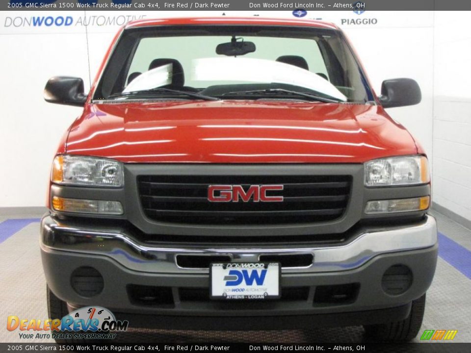 2005 GMC Sierra 1500 Work Truck Regular Cab 4x4 Fire Red / Dark Pewter Photo #7