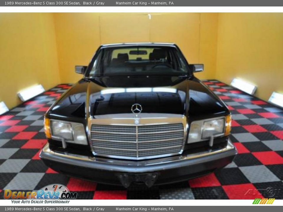 1989 Mercedes-Benz S Class 300 SE Sedan Black / Gray Photo #2