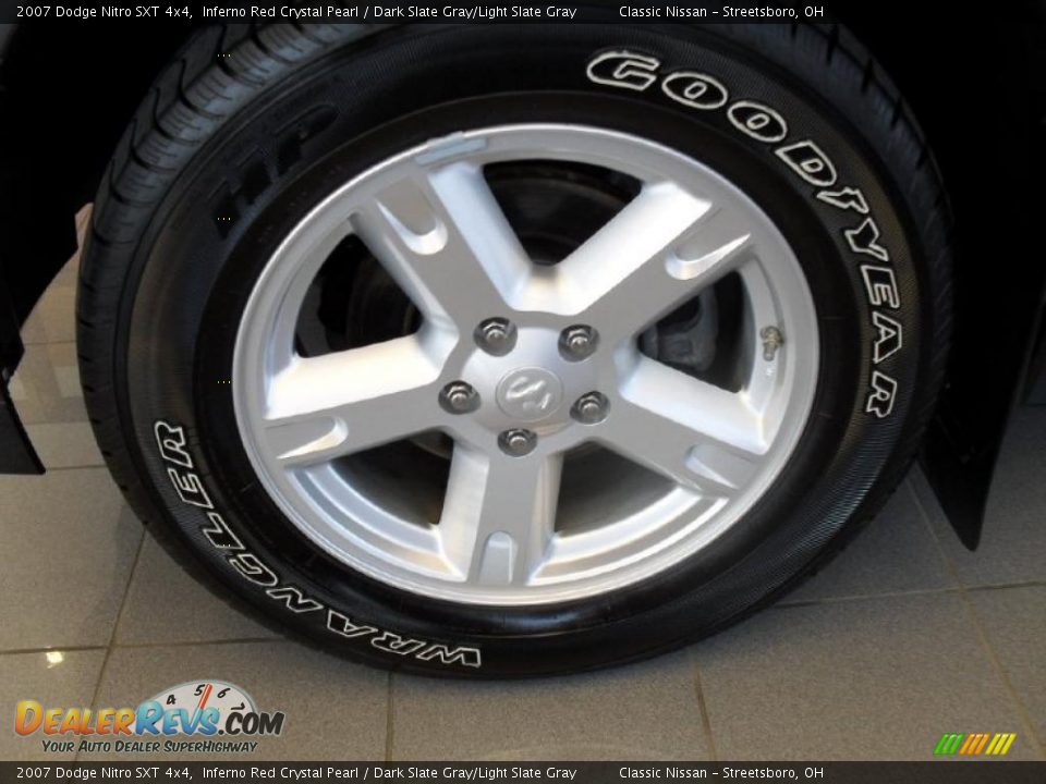 2007 Dodge Nitro SXT 4x4 Inferno Red Crystal Pearl / Dark Slate Gray/Light Slate Gray Photo #2