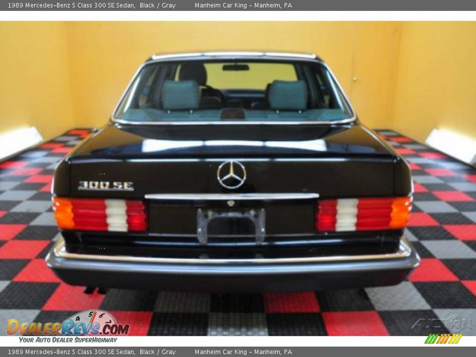 1989 Mercedes-Benz S Class 300 SE Sedan Black / Gray Photo #5