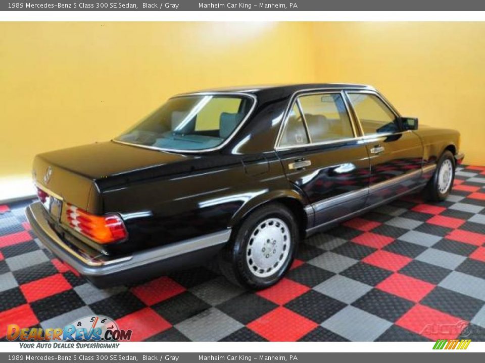 1989 Mercedes-Benz S Class 300 SE Sedan Black / Gray Photo #6