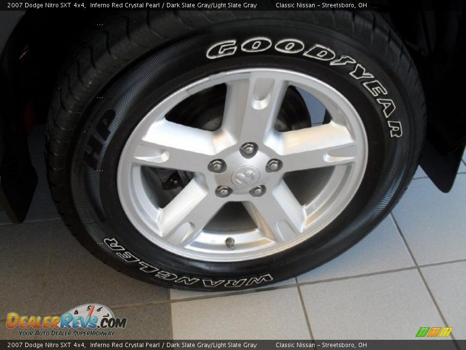 2007 Dodge Nitro SXT 4x4 Inferno Red Crystal Pearl / Dark Slate Gray/Light Slate Gray Photo #6