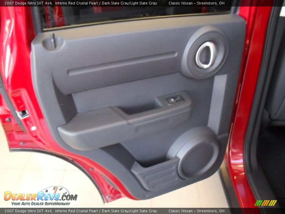 2007 Dodge Nitro SXT 4x4 Inferno Red Crystal Pearl / Dark Slate Gray/Light Slate Gray Photo #18