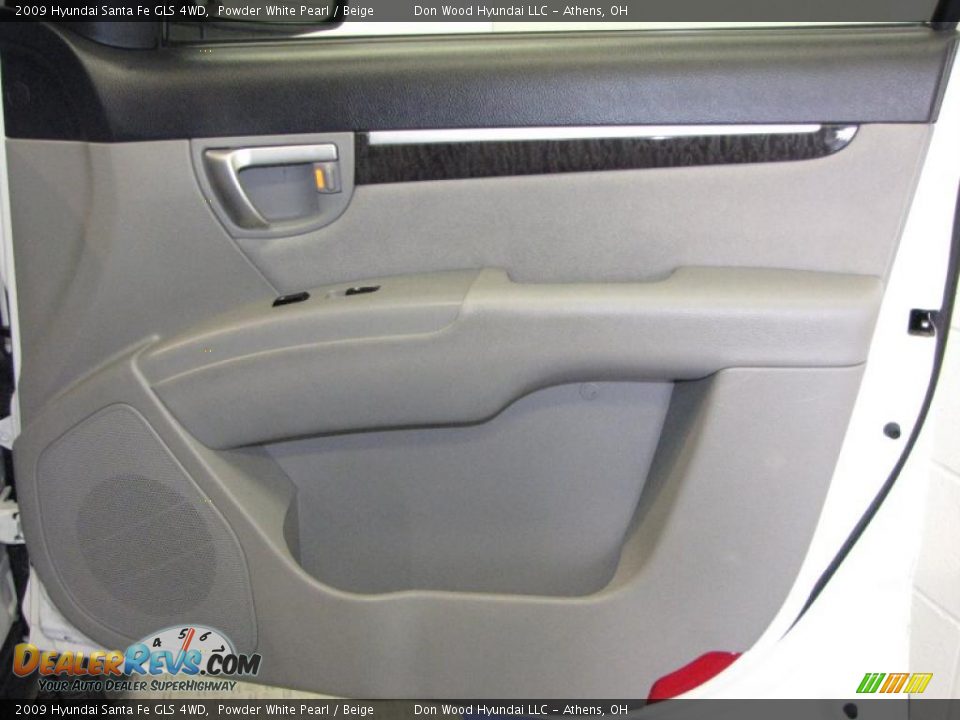 2009 Hyundai Santa Fe GLS 4WD Powder White Pearl / Beige Photo #15