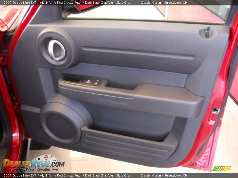 2007 Dodge Nitro SXT 4x4 Inferno Red Crystal Pearl / Dark Slate Gray/Light Slate Gray Photo #23