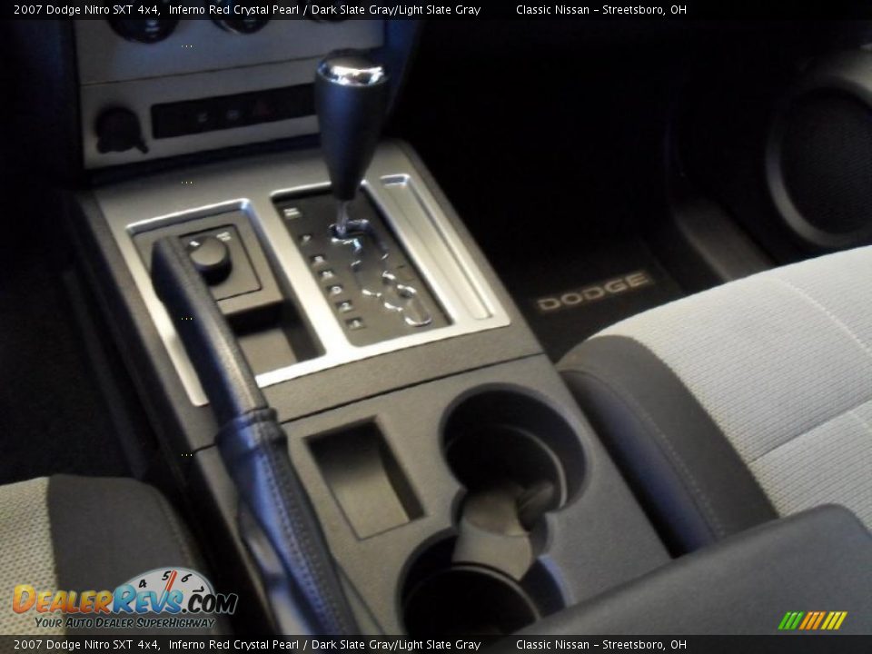 2007 Dodge Nitro SXT 4x4 Inferno Red Crystal Pearl / Dark Slate Gray/Light Slate Gray Photo #30