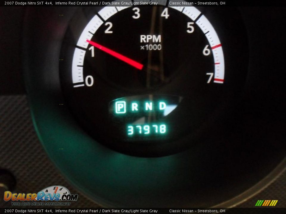 2007 Dodge Nitro SXT 4x4 Inferno Red Crystal Pearl / Dark Slate Gray/Light Slate Gray Photo #34