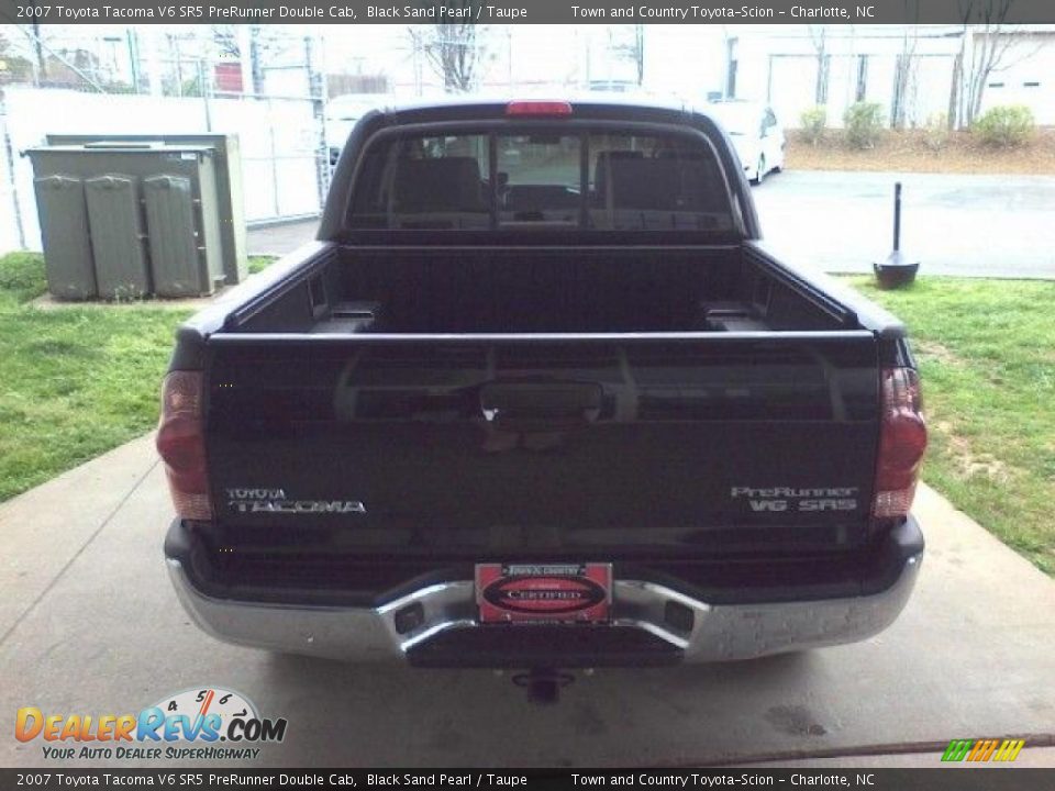 2007 Toyota Tacoma V6 SR5 PreRunner Double Cab Black Sand Pearl / Taupe Photo #4