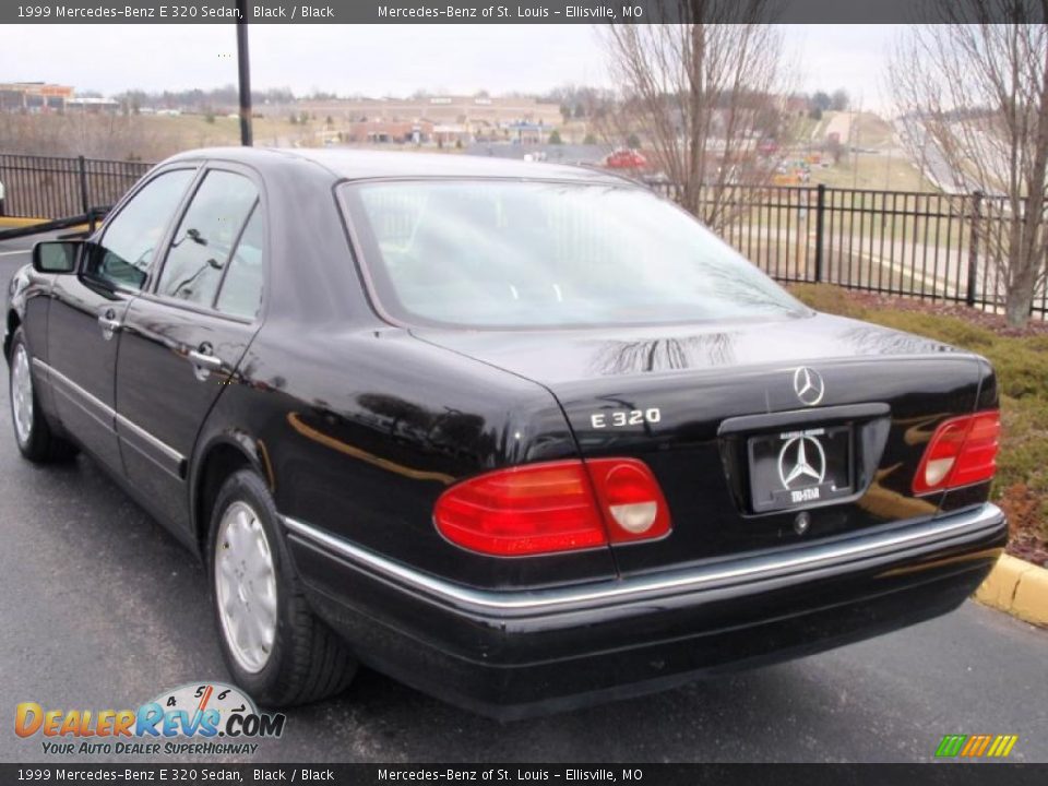 1999 Mercedes-Benz E 320 Sedan Black / Black Photo #18