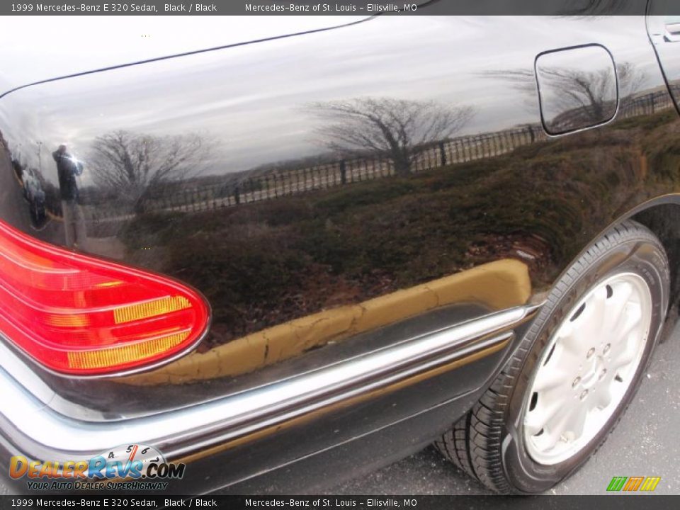 1999 Mercedes-Benz E 320 Sedan Black / Black Photo #22
