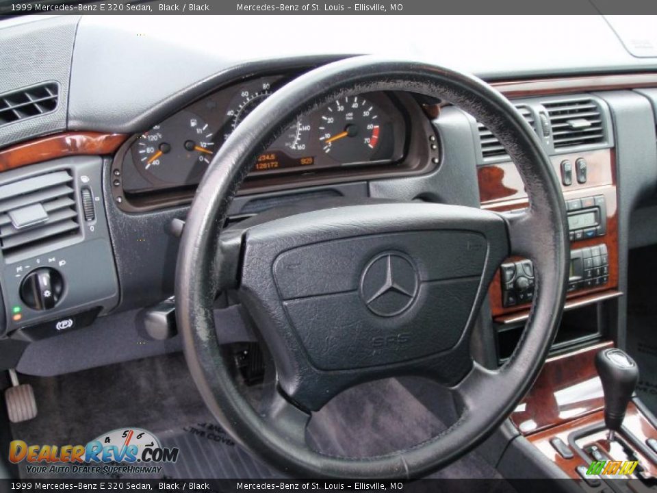 1999 Mercedes-Benz E 320 Sedan Black / Black Photo #36