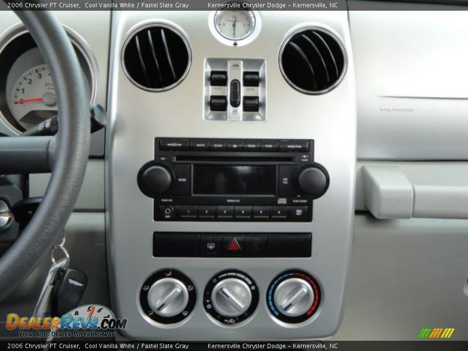 2006 Chrysler PT Cruiser Cool Vanilla White / Pastel Slate Gray Photo #17