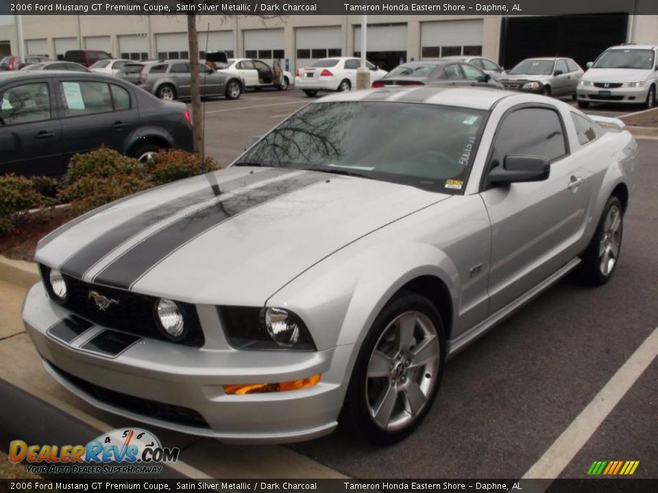 2006 Ford Mustang GT Premium Coupe Satin Silver Metallic / Dark Charcoal Photo #2