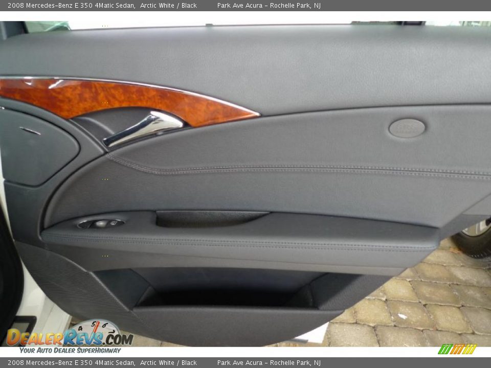 2008 Mercedes-Benz E 350 4Matic Sedan Arctic White / Black Photo #32