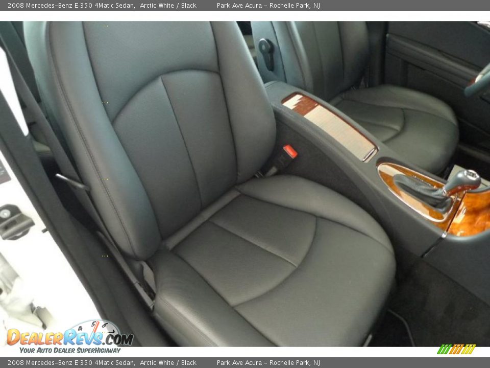 2008 Mercedes-Benz E 350 4Matic Sedan Arctic White / Black Photo #33