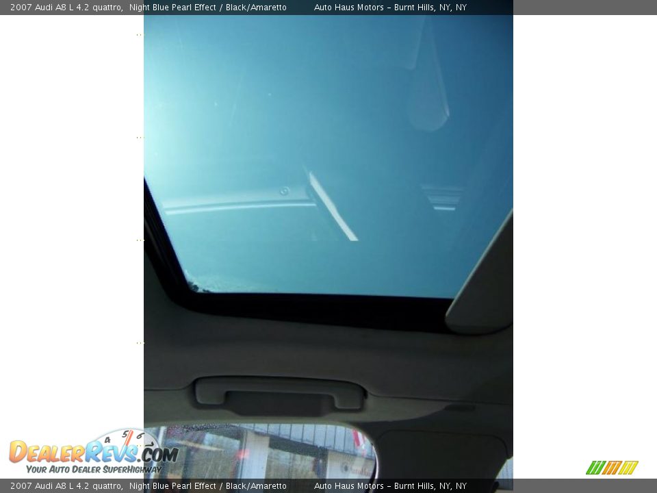 2007 Audi A8 L 4.2 quattro Night Blue Pearl Effect / Black/Amaretto Photo #32