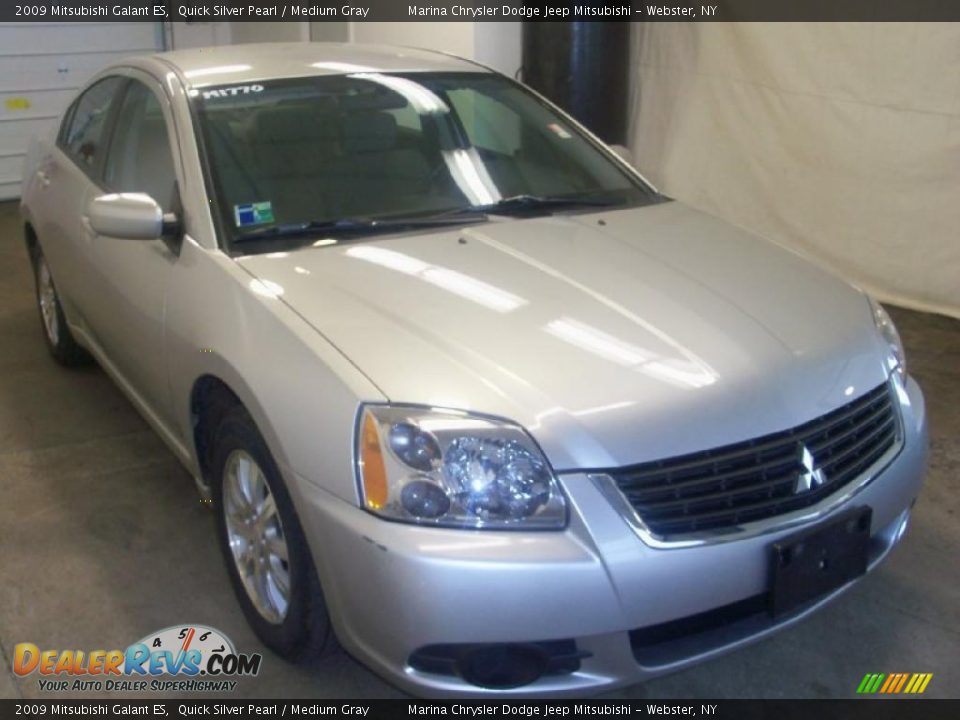 2009 Mitsubishi Galant ES Quick Silver Pearl / Medium Gray Photo #9
