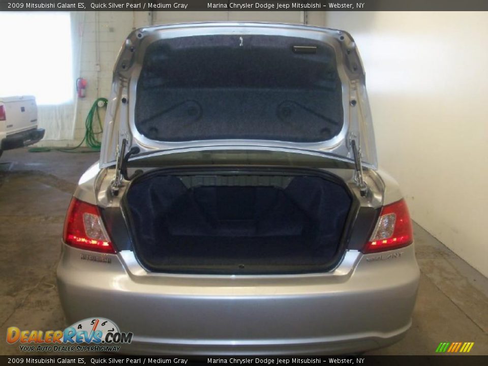 2009 Mitsubishi Galant ES Quick Silver Pearl / Medium Gray Photo #14