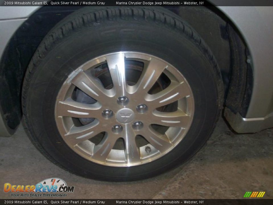 2009 Mitsubishi Galant ES Quick Silver Pearl / Medium Gray Photo #20