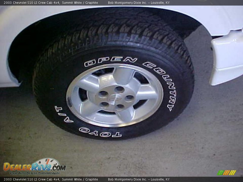 2003 Chevrolet S10 LS Crew Cab 4x4 Summit White / Graphite Photo #6