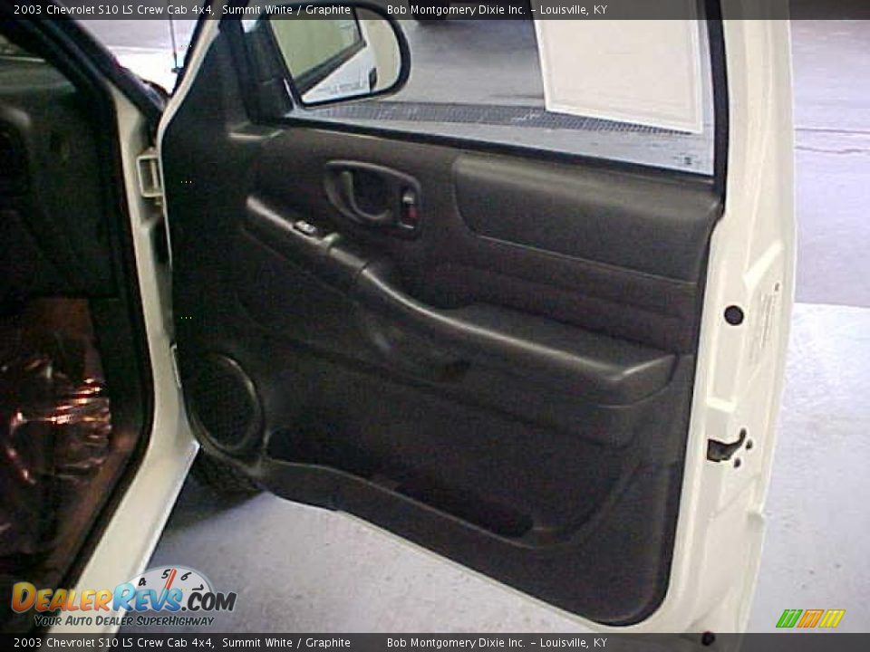 2003 Chevrolet S10 LS Crew Cab 4x4 Summit White / Graphite Photo #7
