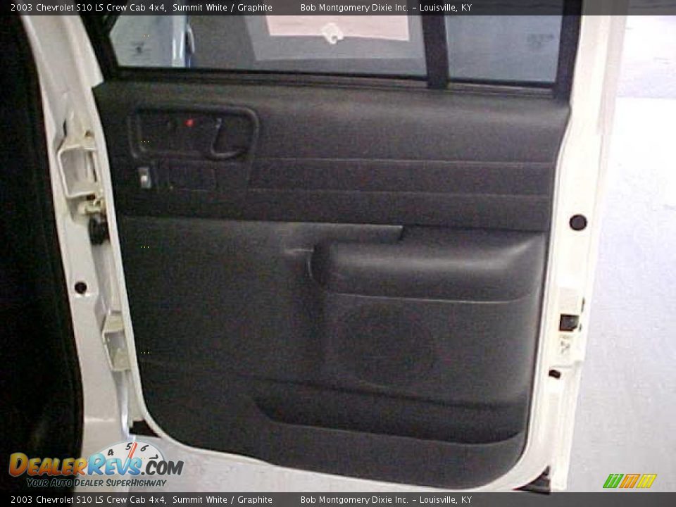 2003 Chevrolet S10 LS Crew Cab 4x4 Summit White / Graphite Photo #10
