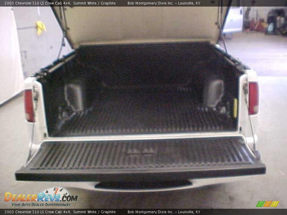 2003 Chevrolet S10 LS Crew Cab 4x4 Summit White / Graphite Photo #14