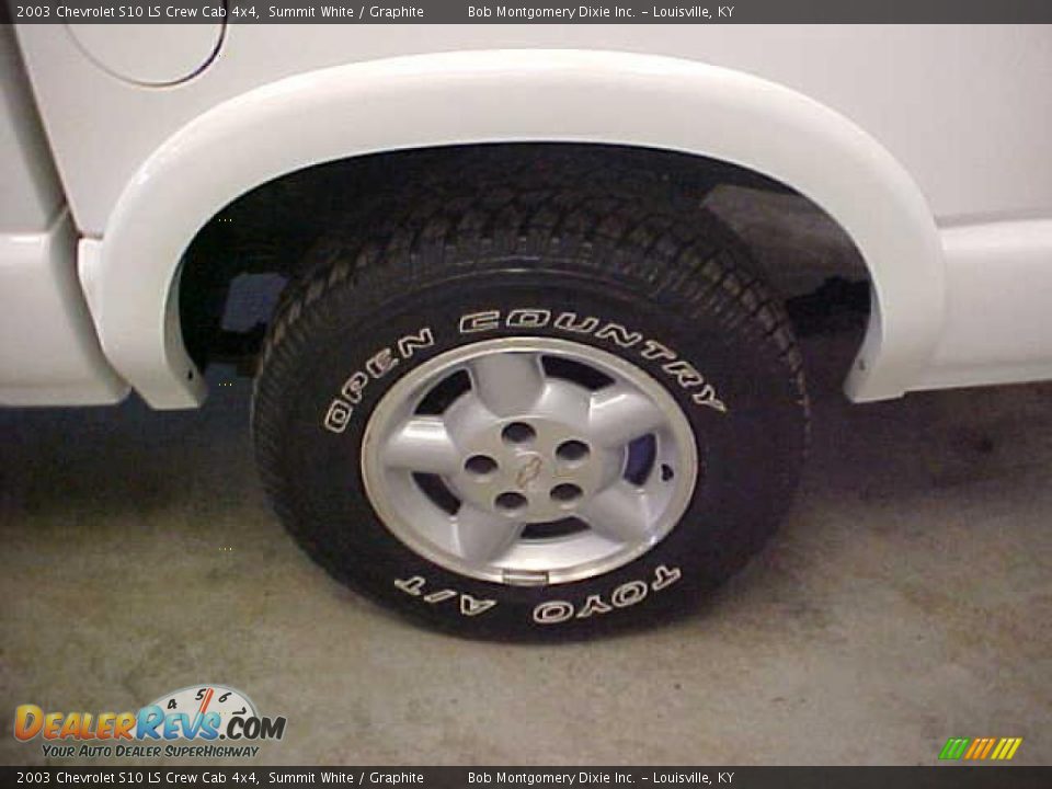 2003 Chevrolet S10 LS Crew Cab 4x4 Summit White / Graphite Photo #15