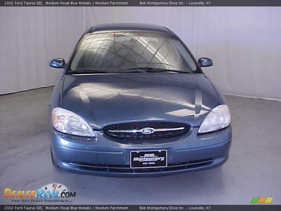 2002 Ford Taurus SES Medium Royal Blue Metallic / Medium Parchment Photo #2