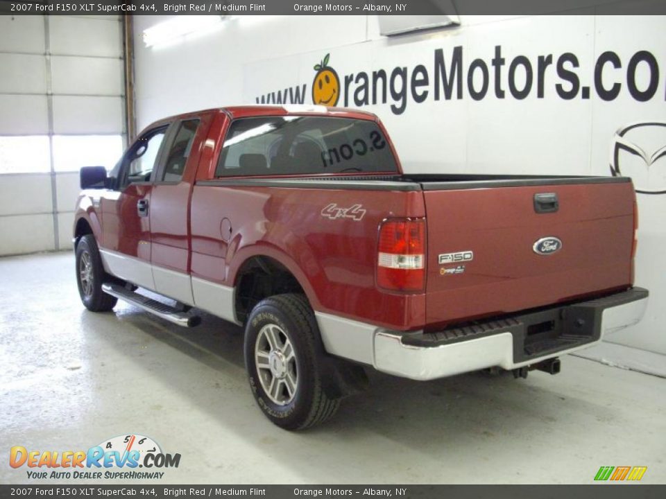 2007 Ford F150 XLT SuperCab 4x4 Bright Red / Medium Flint Photo #2