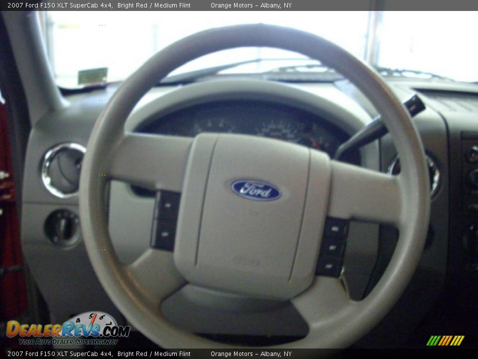2007 Ford F150 XLT SuperCab 4x4 Bright Red / Medium Flint Photo #10