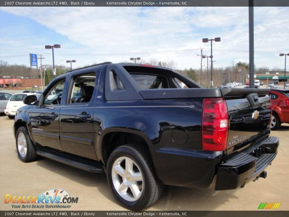 2007 Chevrolet Avalanche LTZ 4WD Black / Ebony Photo #5