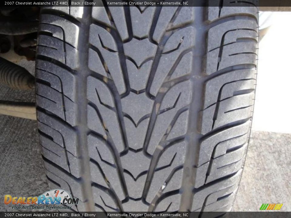 2007 Chevrolet Avalanche LTZ 4WD Black / Ebony Photo #21