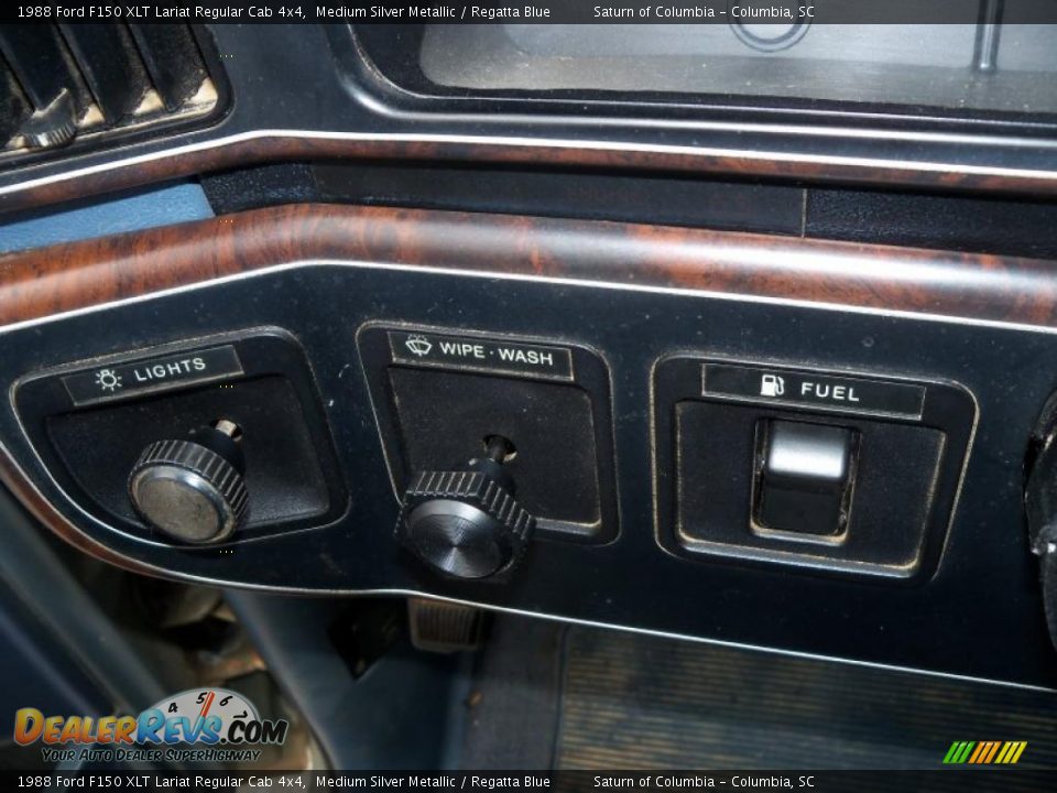 Controls of 1988 Ford F150 XLT Lariat Regular Cab 4x4 Photo #26