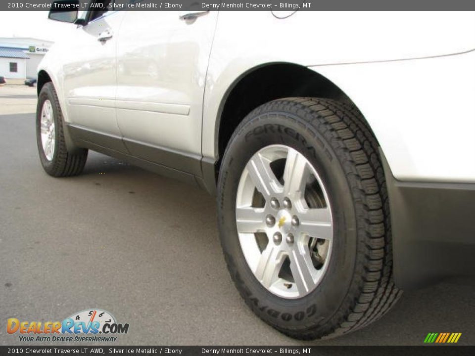 2010 Chevrolet Traverse LT AWD Silver Ice Metallic / Ebony Photo #12