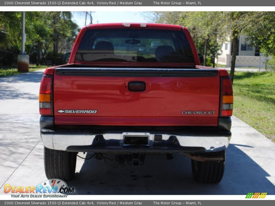 2000 Chevrolet Silverado 1500 LS Extended Cab 4x4 Victory Red / Medium Gray Photo #5