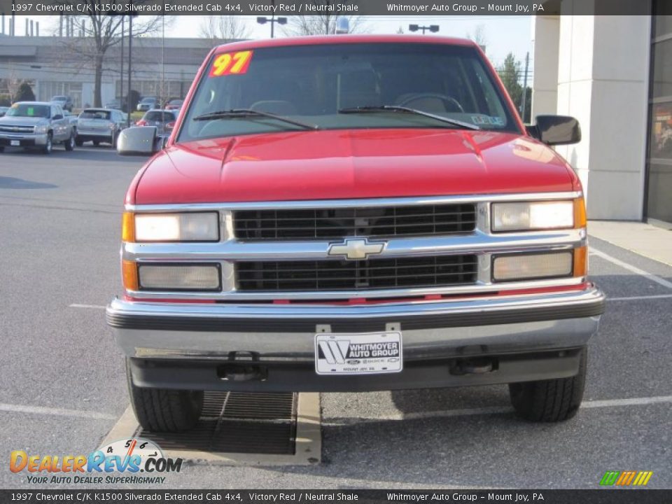 1997 Chevrolet C/K K1500 Silverado Extended Cab 4x4 Victory Red / Neutral Shale Photo #2