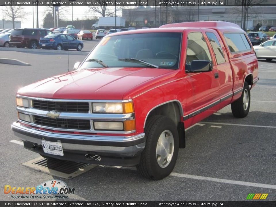 1997 Chevrolet C/K K1500 Silverado Extended Cab 4x4 Victory Red / Neutral Shale Photo #3
