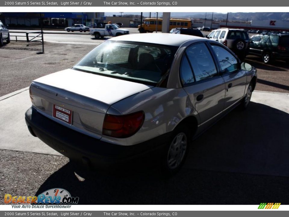 2000 Saturn S Series SL Sedan Light Silver / Gray Photo #4