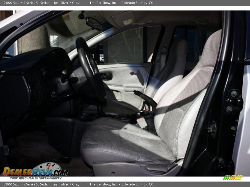 2000 Saturn S Series SL Sedan Light Silver / Gray Photo #6