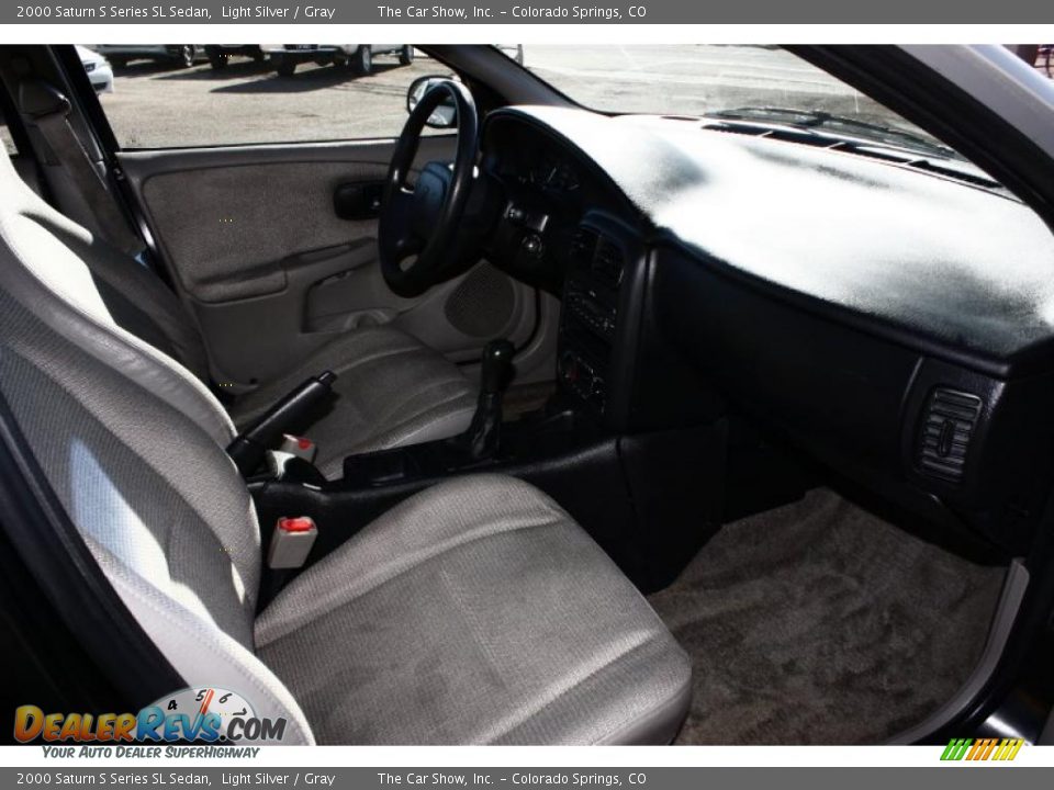 2000 Saturn S Series SL Sedan Light Silver / Gray Photo #11
