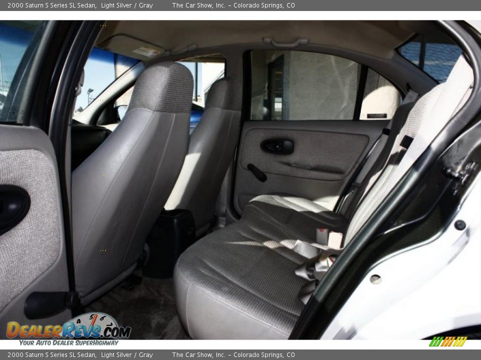 2000 Saturn S Series SL Sedan Light Silver / Gray Photo #13