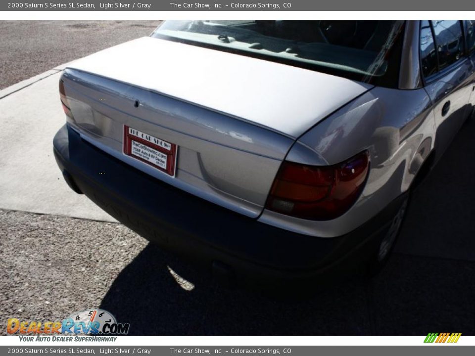 2000 Saturn S Series SL Sedan Light Silver / Gray Photo #17