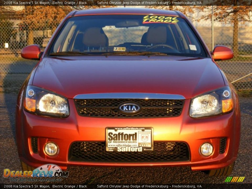 2008 Kia Spectra 5 SX Wagon Electric Orange / Black Photo #2