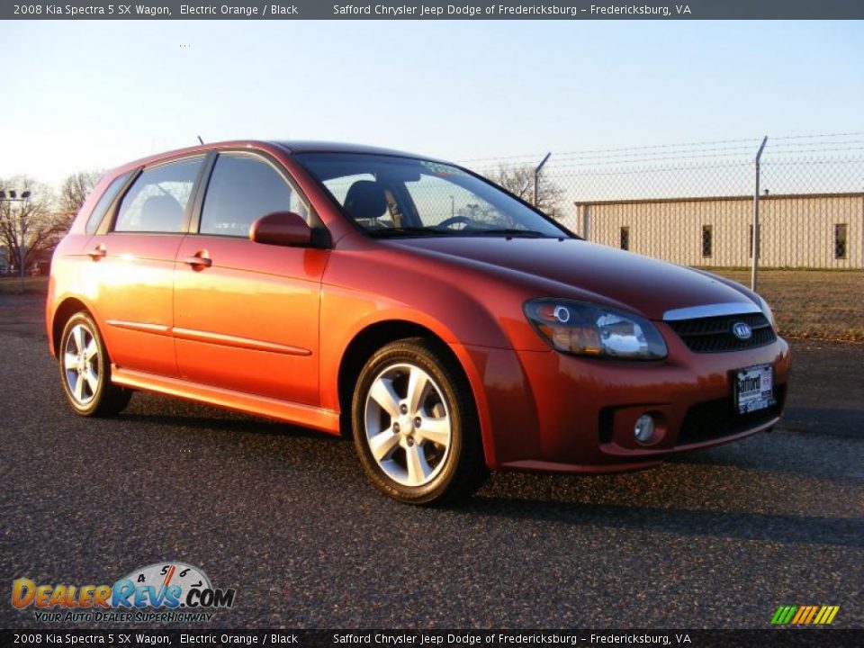 2008 Kia Spectra 5 SX Wagon Electric Orange / Black Photo #3