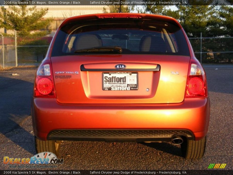 2008 Kia Spectra 5 SX Wagon Electric Orange / Black Photo #6