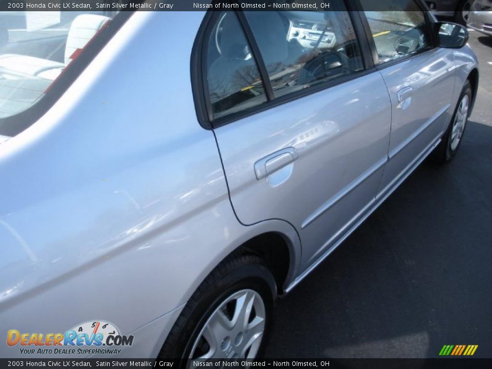 2003 Honda Civic LX Sedan Satin Silver Metallic / Gray Photo #5