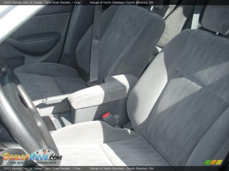 2003 Honda Civic LX Sedan Satin Silver Metallic / Gray Photo #12