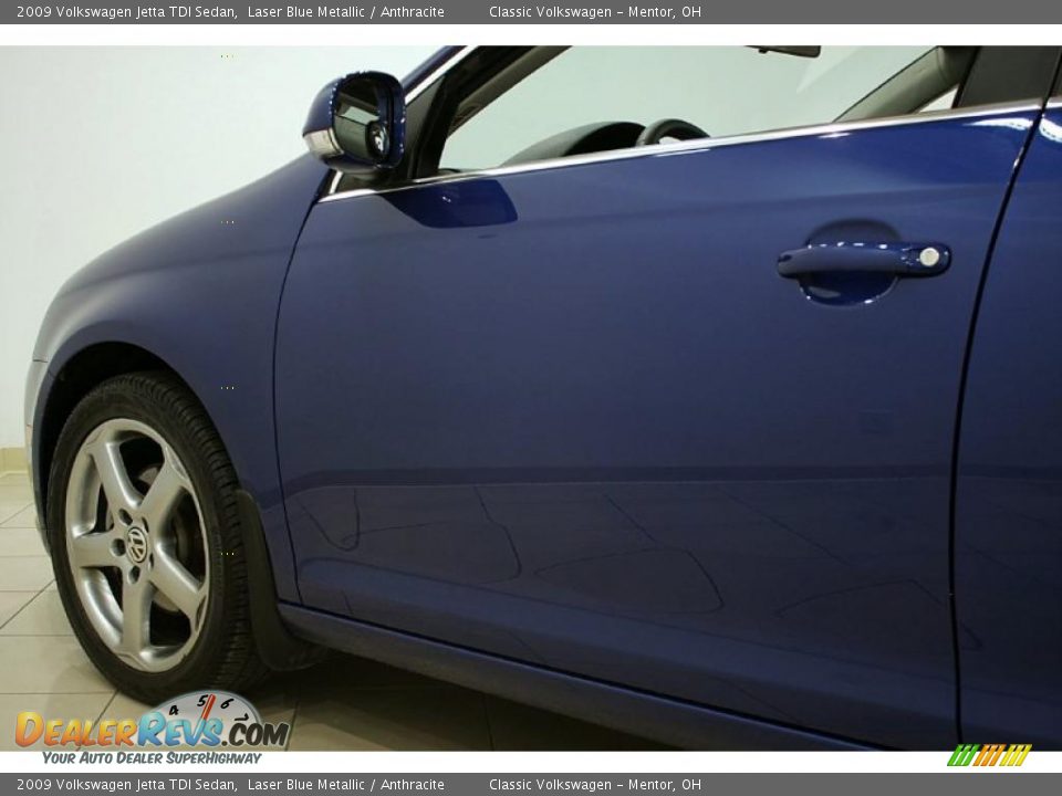 2009 Volkswagen Jetta TDI Sedan Laser Blue Metallic / Anthracite Photo #27